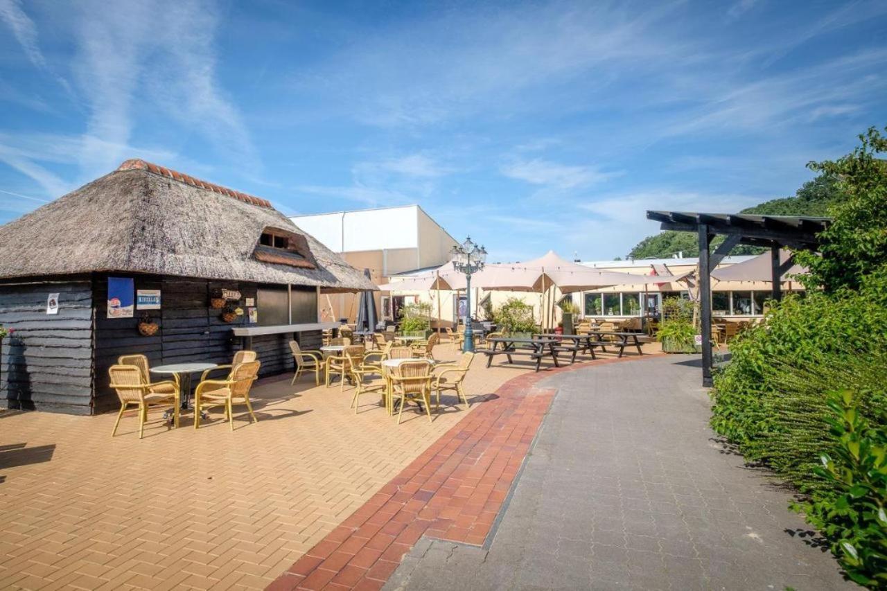 Het Familie Boshuisje - Vakantiewoning Op Prachtig Park Met Veel Faciliteiten Inc Ligbad Gramsbergen Buitenkant foto